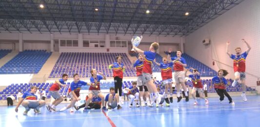 CSU Suceava este campioană națională de handbal la Juniori 4 după ce a dominat competiția de la Reșița