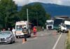 Detaliile accidentului cu doi tineri răniți la Bucșoaia: Șoferul unei autoutilitare nu s-a asigurat la virajul spre stânga