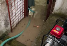Intervenții ale pompierilor după ploile torențiale la Vatra Dornei și în comuna Grămești