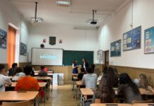 Educație media pentru o generație conectată: 30 de elevi ai Colegiului Național „Eudoxiu Hurmuzachi” Rădăuți au absolvit prima Școală de Vară pentru a naviga cu discernământ în oceanul de informații contemporan