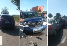 Coliziune între trei autoturisme la Fântâna Mare. Două persoane au fost transportate la spital