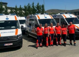 Serviciul de Ambulanță Suceava încheie o etapă de modernizare a flotei. Ultimele trei autosanitare, recepționate la Cluj-Napoca