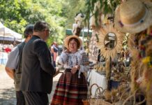 Târgul „Lume, lume… Hai la târg!” a fost deschis oficial la Muzeul Satului Bucovinean