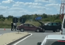 Accident cu doi răniți după ce un bucureștean nu a cedat trecerea la intrarea pe centura Rădăuți