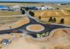 Președintele Șoldan: A început turnarea ultimului strat de asfalt pe noul drum de legătură spre Aeroportul Suceava