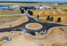 Președintele Șoldan: A început turnarea ultimului strat de asfalt pe noul drum de legătură spre Aeroportul Suceava