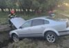 Accident rutier la Costișa: un tânăr de 25 de ani a fost extras din autoturismul ieșit în afara carosabilului