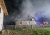 Incendiu în noapte la Frătăuții Vechi. Pompierii au salvat locuința în construcție și casele vecine
