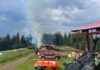 Incendiu provocat de trăsnet în Dornișoara. Un fânar și un adăpost de animale au ars complet