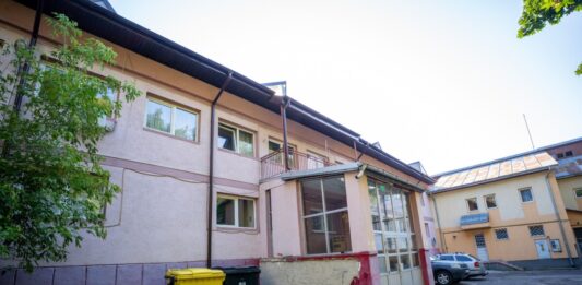 Clădirea fostului Centru „Speranța” din Suceava va fi modernizată cu fonduri europene. Contract de peste 4,4 milioane de lei