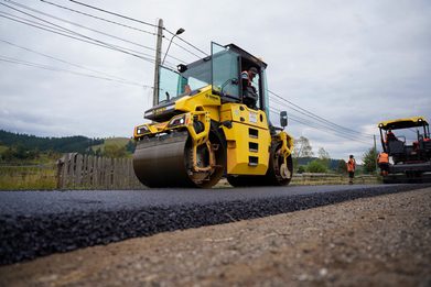CJ Suceava vrea să modernizeze 21 de kilometri din DJ 291A, între Zvoriștea și Siret. Investiția trece de 74 de milioane de lei
