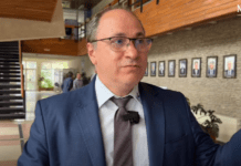 Exclusiv//Ministrul Educației, Mihai Dimian: Invit oamenii să participe la concursurile pentru directori de școli să nu considere că directorul în funcție este automat câștigător. Anul acesta e o șansă pe bune. Posturile de director de unități de învățământ scoase la concurs se anunță pe 17 august