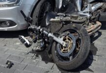 Tânăr grav rănit la Salcea după coliziunea dintre o motocicletă și un autoturism