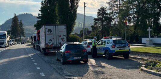 Acțiune a polițiștilor din Câmpulung Moldovenesc pe DN 17 și în zona Frumosu. Sancțiuni de peste 32.000 de lei și un motociclu neînmatriculat confiscat