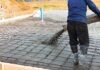 Accident de muncă pe șantierul unei creșe din Dolhasca. Un muncitor a căzut de la 3 metri înălțime în timp ce efectua lucrări de construcții