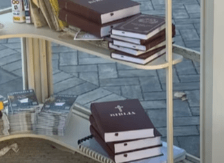 Arhiepiscopia Sucevei și Rădăuților precizează: volumele din stația de la Policlinica Areni sunt cărți sfinte prin text, nu „sfințite”