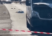 Accident mortal la Poiana Mărului: un bărbat de 47 de ani, fără permis, a murit după ce nu se asigurat când a virat cu un moped neînmatriculat în fața unei autoutilitare