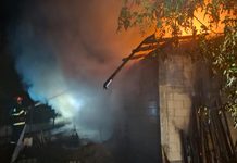 Incendiu la o gospodărie din Vicovu de Jos. Pompierii au salvat casa și animalele
