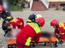 Femeie de 62 de ani, salvată de pompieri după ce a căzut într-o fântână la Dealu, în comuna Zvoriștea