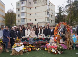 „Culorile toamnei la Hurmuzachi” au adunat 600 de elevi la un târg caritabil dedicat tradițiilor și solidarității