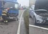 Trafic blocat pe E85, în zona localității Bunești după coliziune între un autocamion și un autoturism. O persoană a rămas încarcerată