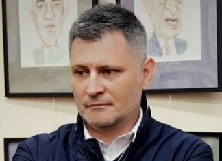 Consilierul PSD Beniamin Atodiresei contestă datele Primăriei privind cei 17.000 de lei pe un loc de parcare: cifra e exagerată și eronată, iar investiția nu se recuperează din abonament