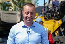 Lucian Harșovschi: „Vasile Rîmbu, dați banii sucevenilor înapoi!” Luni ar trebui votată în CL Suceava restituirea taxelor de parcare și un an de gratuitate