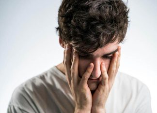 Uiți de ce ai intrat într-o cameră? Ce legătură poate exista între suprasolicitarea mintală și atenție