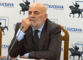 De la „bătuți cu leuca-n cap” la „proști”, de la o ședință la alta. Primarul Vasile Rîmbu și disprețul față de aleșii care îi reprezintă pe suceveni
